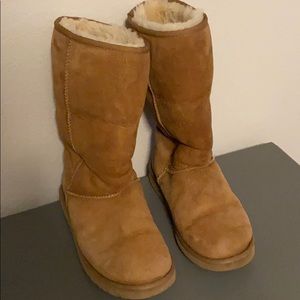 Tall Uggs Size 9